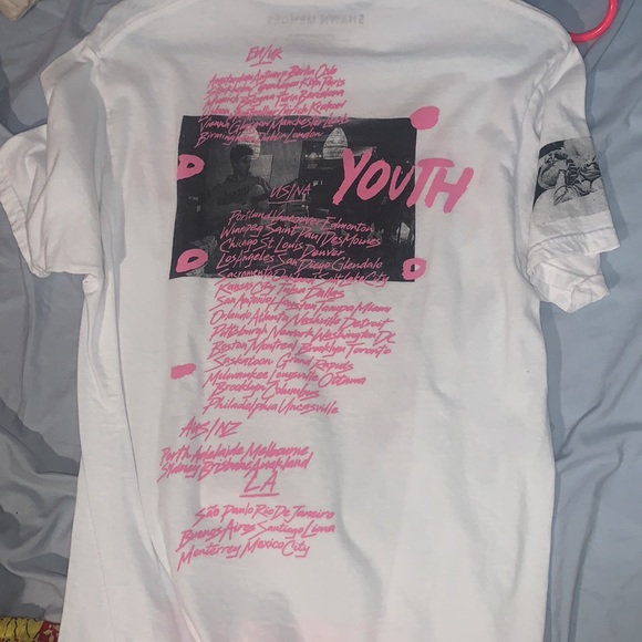 Shawn Mendes Tour Tee - Picture 2 of 2